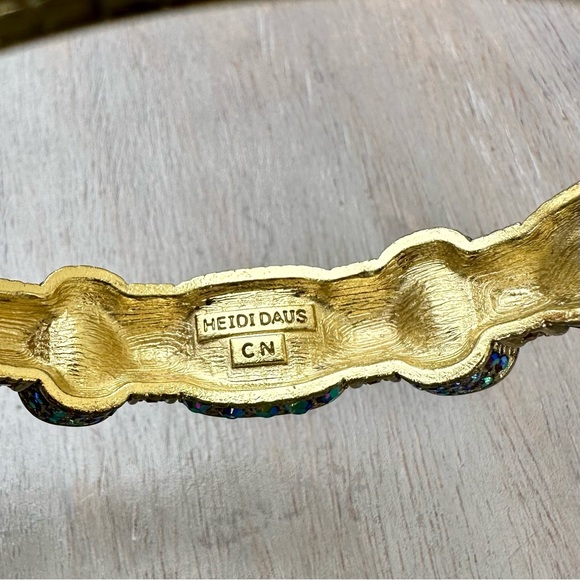 Heidi Daus ‘Grand Slam’ Crystal Bangle Bracelet - Picture 8 of 12